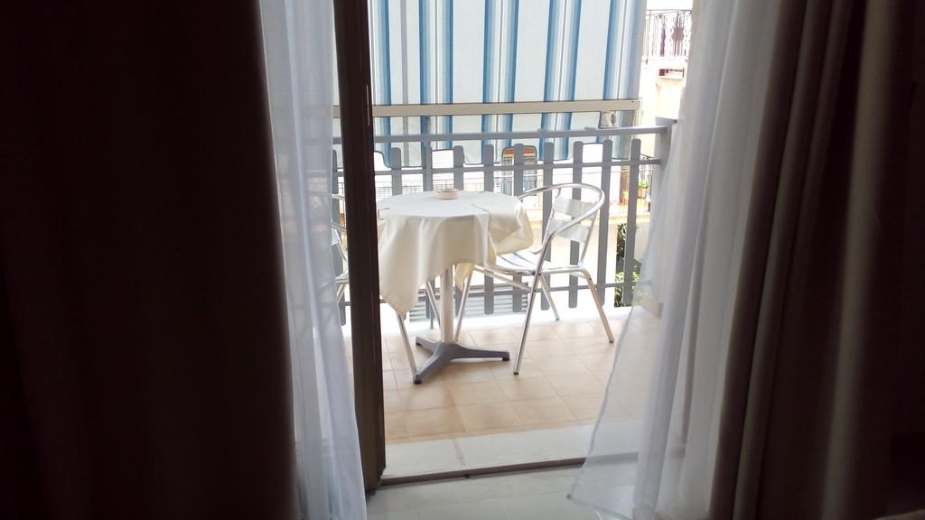 B&B Mimosa Giardini Naxos Exterior foto